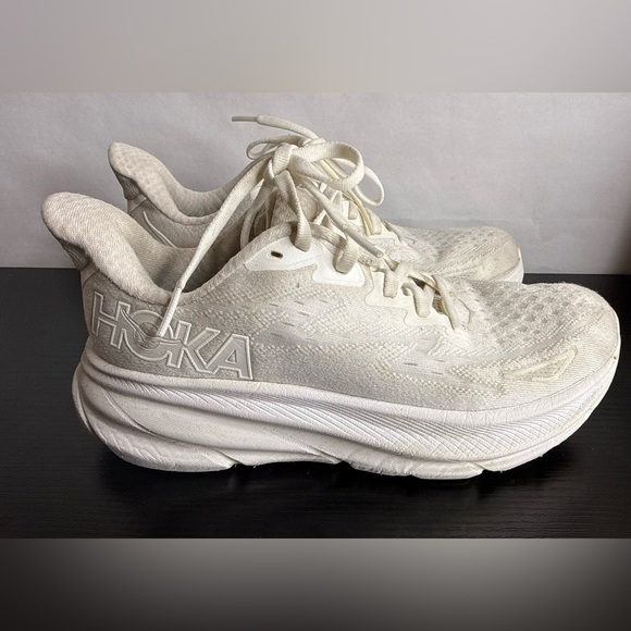 Hoka One One Clifton 9 White Women’s Running Shoes Lace-up Size 6B - Picture 7 of 13